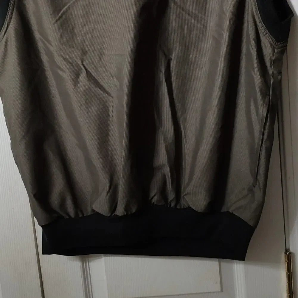 Mens Kittrell pullover vest  brown and black  Vest  Sz M